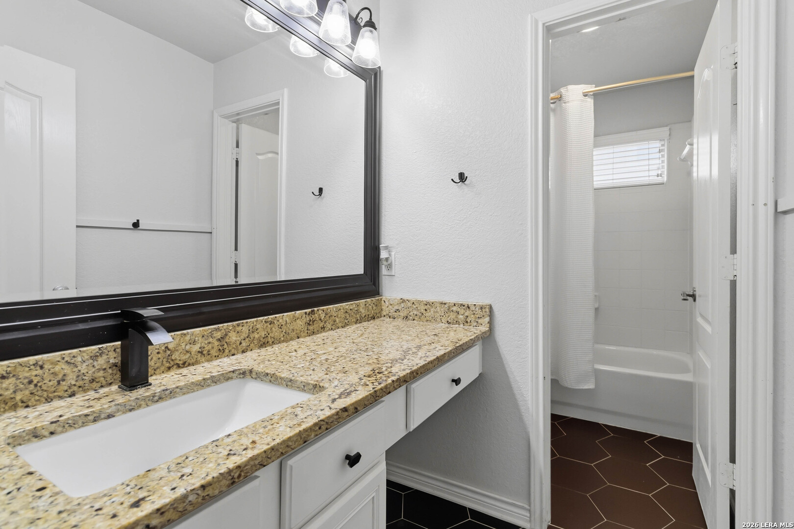 21219 Villa Valencia San Antonio TX 78258