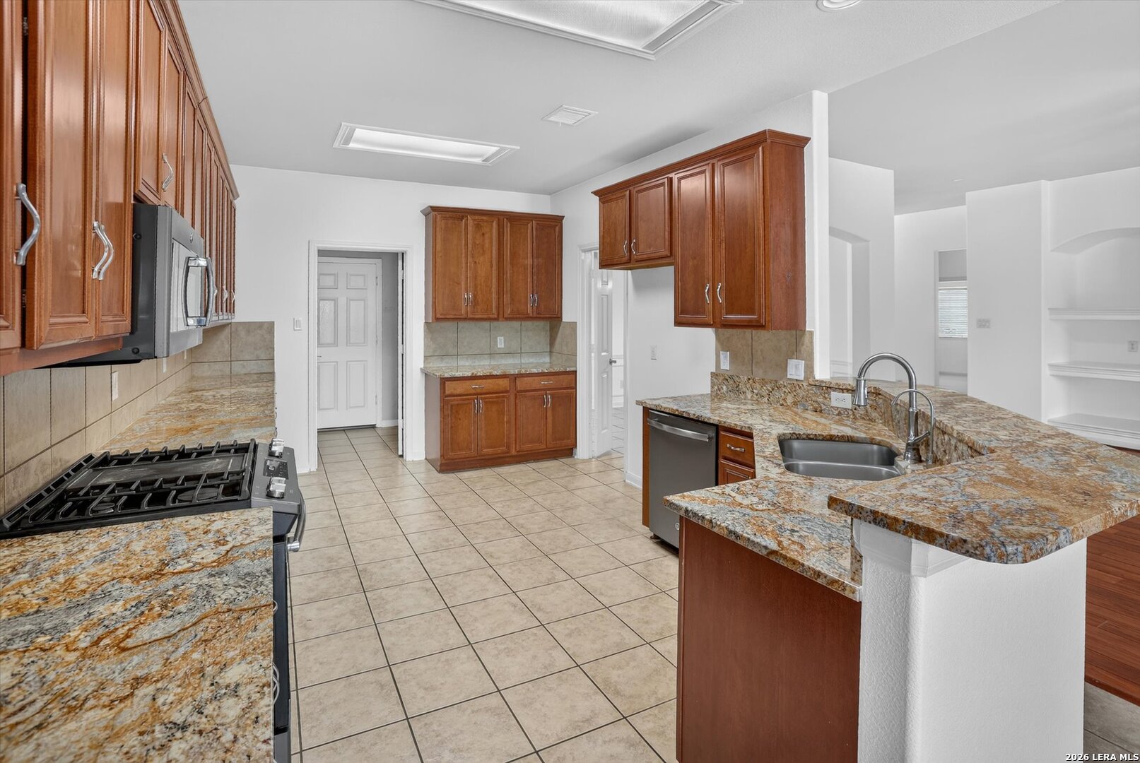 3206 Roan Valley San Antonio TX 78259