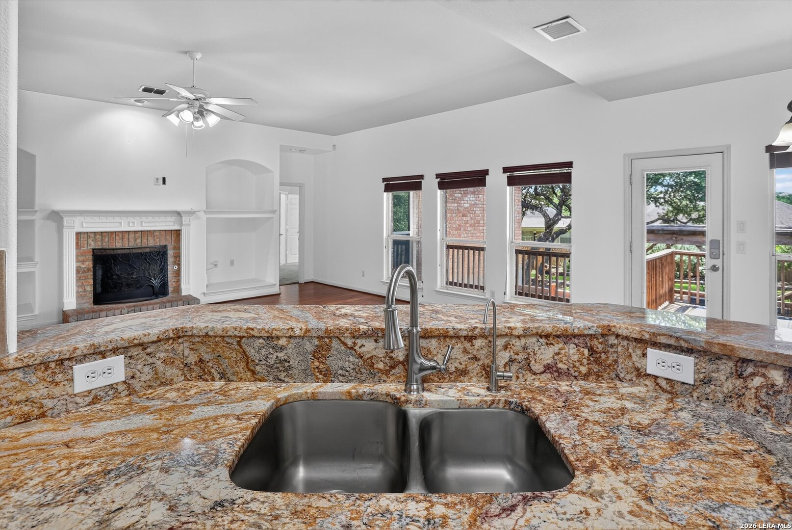 3206 Roan Valley San Antonio TX 78259