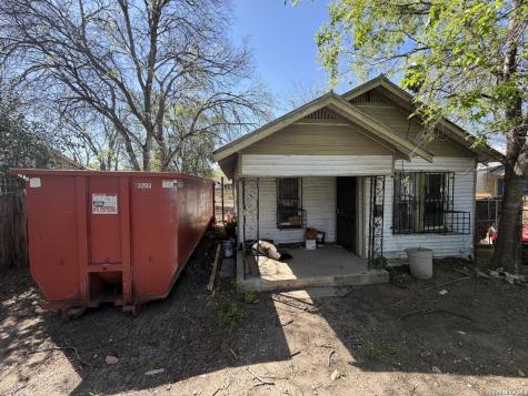 1618 Lennon San Antonio TX 78223