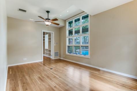 144 Thelma San Antonio TX 78212