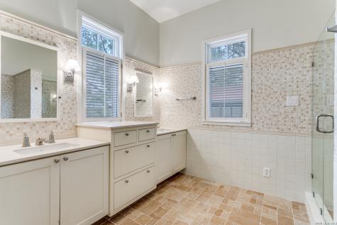 144 Thelma San Antonio TX 78212