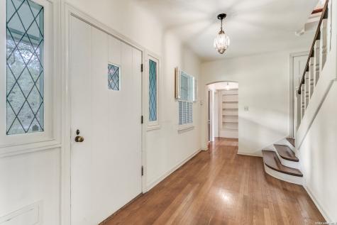 144 Thelma San Antonio TX 78212