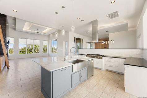 8711 Wales Reserve San Antonio TX 78255