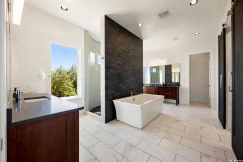 8711 Wales Reserve San Antonio TX 78255