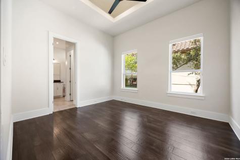 8711 Wales Reserve San Antonio TX 78255