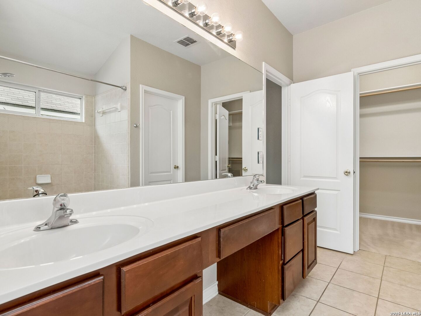 126 Lindseys Cove San Antonio TX 78258
