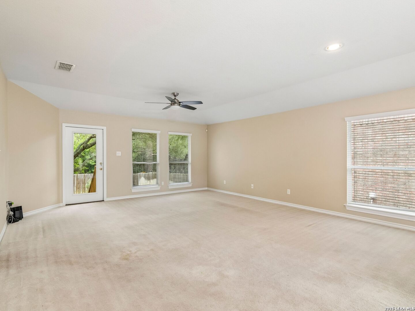 126 Lindseys Cove San Antonio TX 78258