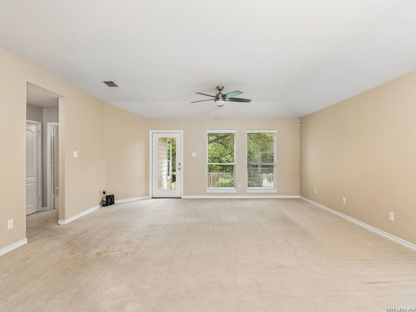 126 Lindseys Cove San Antonio TX 78258