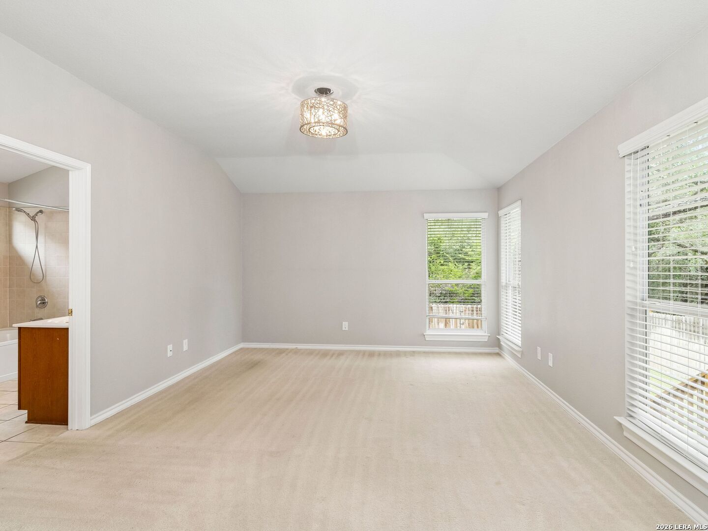 126 Lindseys Cove San Antonio TX 78258