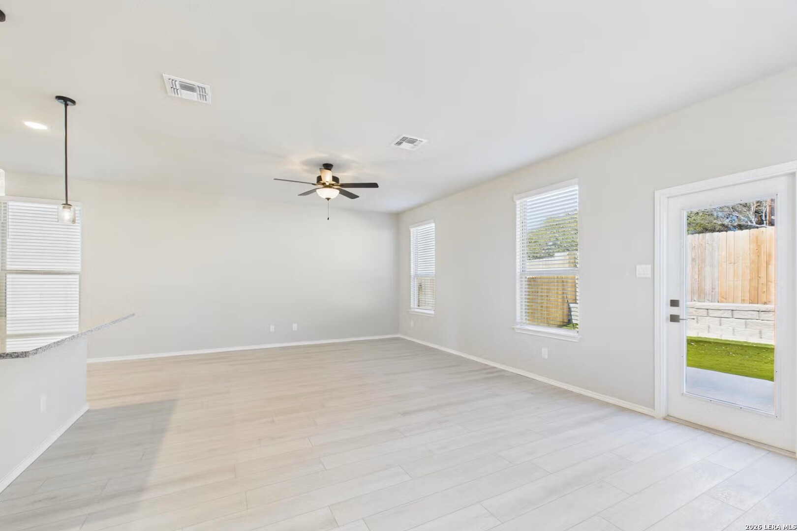 1018 West 1604 North San Antonio TX 78251