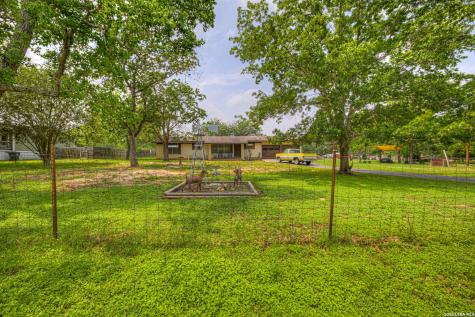 236 Shady Lane Seguin TX 78155