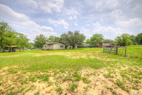 236 Shady Lane Seguin TX 78155