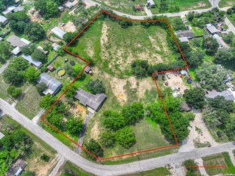 236 Shady Lane Seguin TX 78155