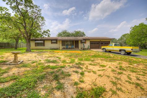 236 Shady Lane Seguin TX 78155