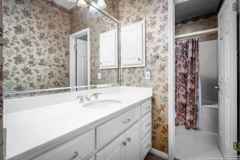 622 Evergreen New Braunfels TX 78130
