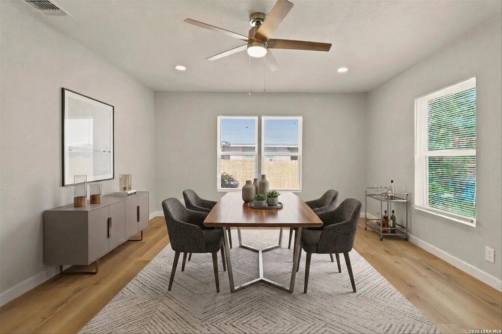 1126 W Lullwood San Antonio TX 78201