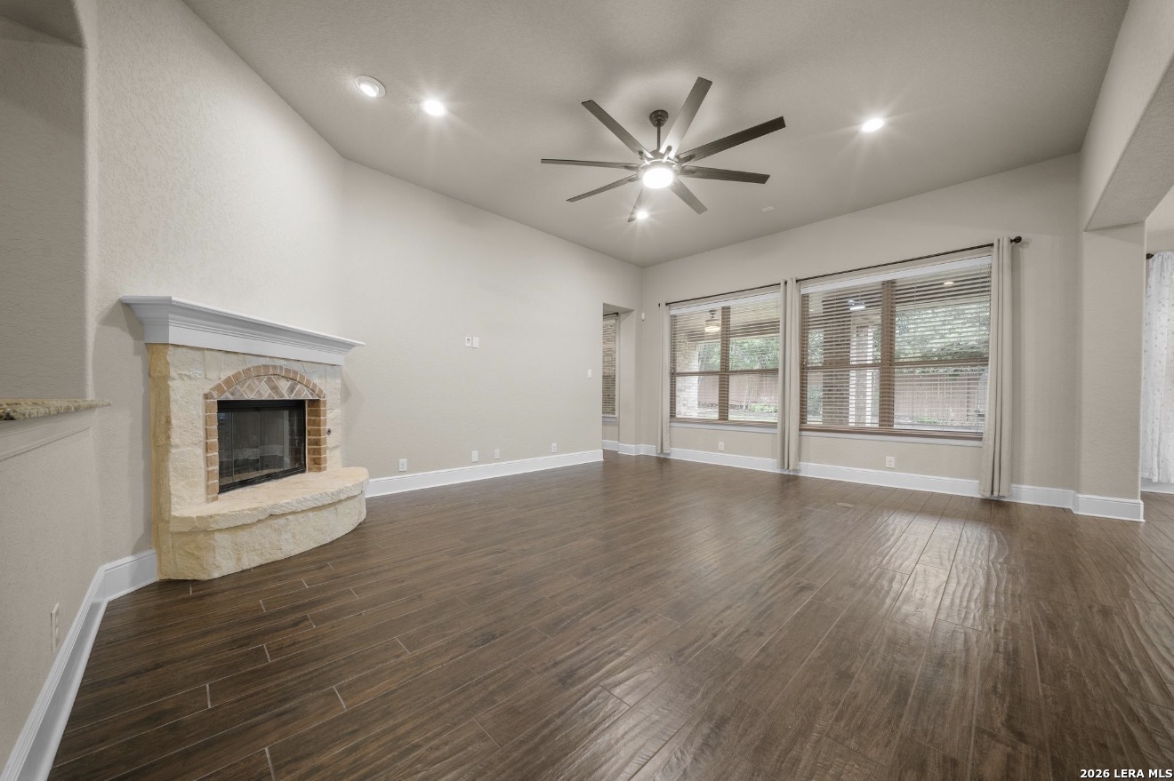 8915 River Bluff San Antonio TX 78255