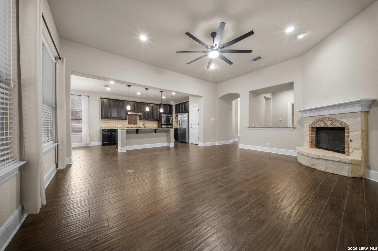 8915 River Bluff San Antonio TX 78255