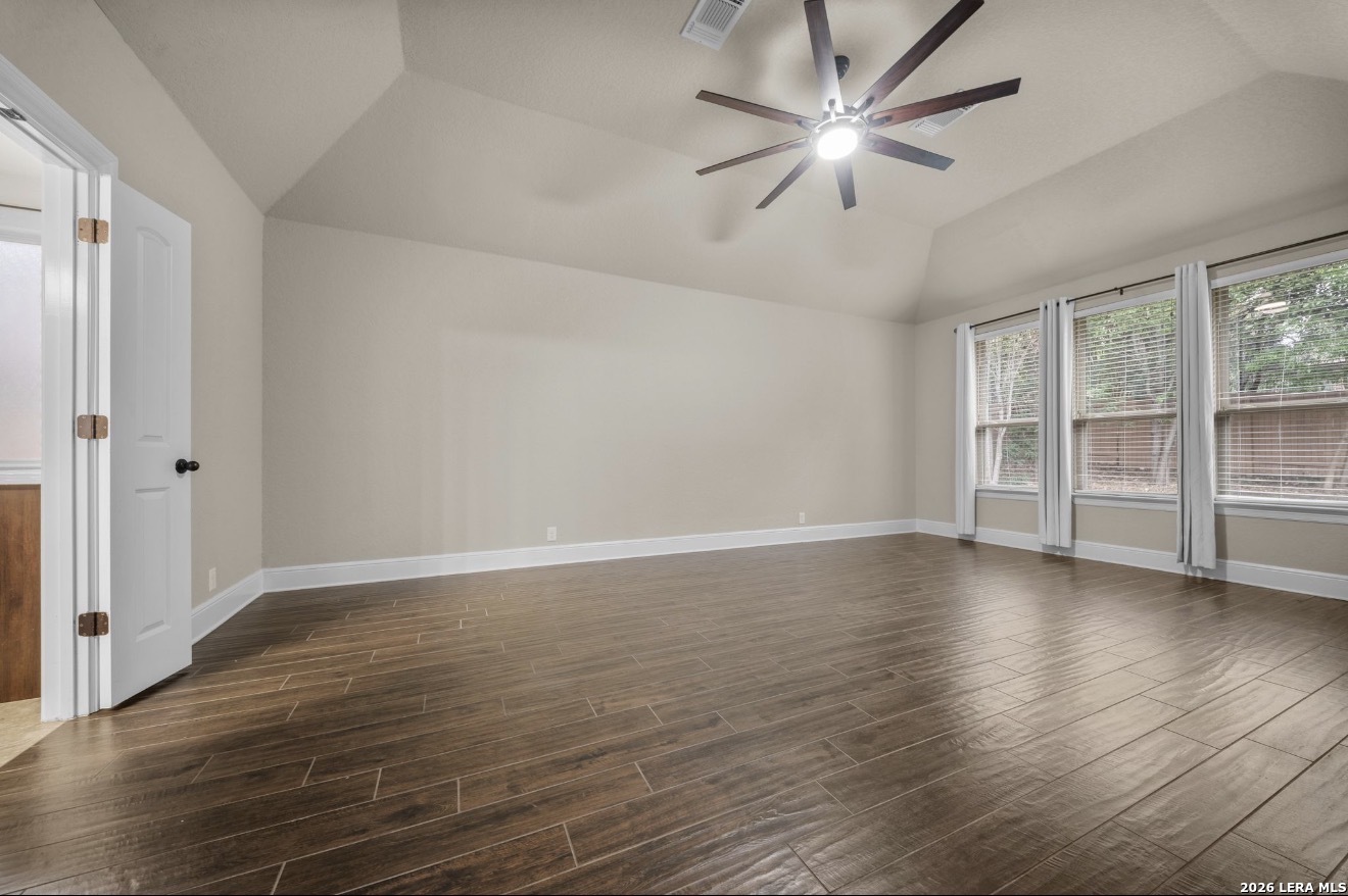 8915 River Bluff San Antonio TX 78255