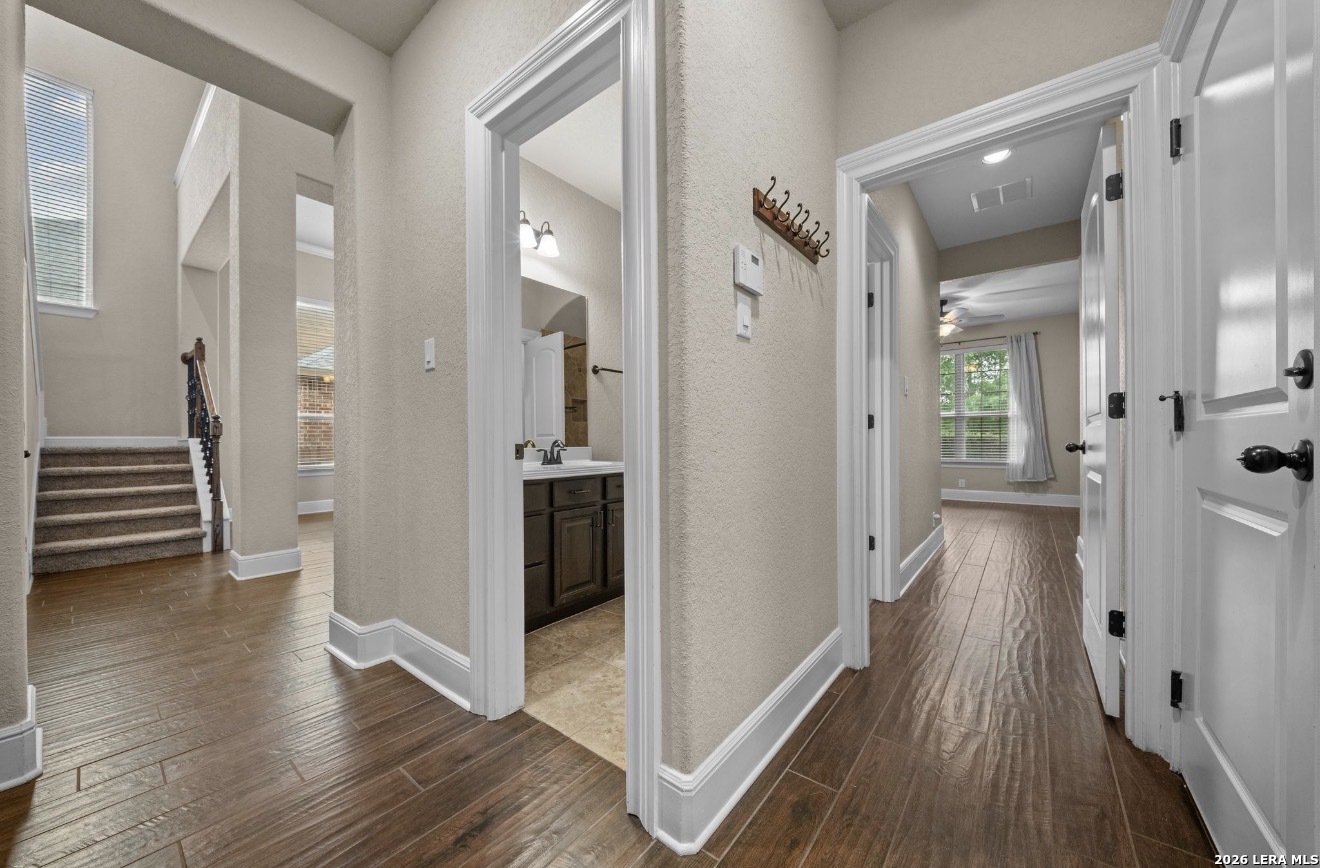 8915 River Bluff San Antonio TX 78255