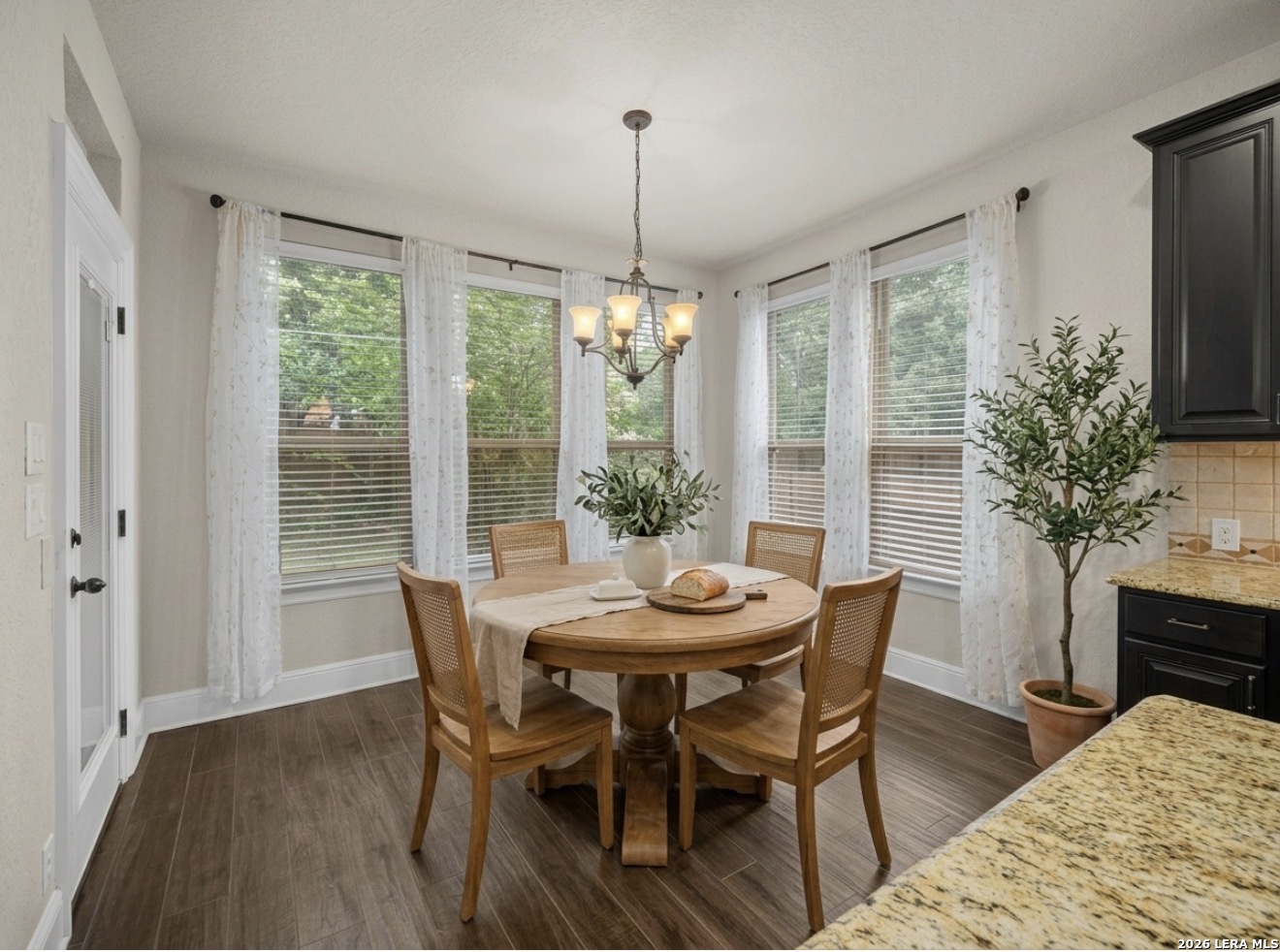 8915 River Bluff San Antonio TX 78255