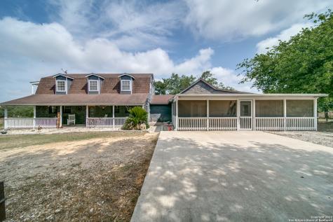 11980 Fm 775 Floresville TX 78114