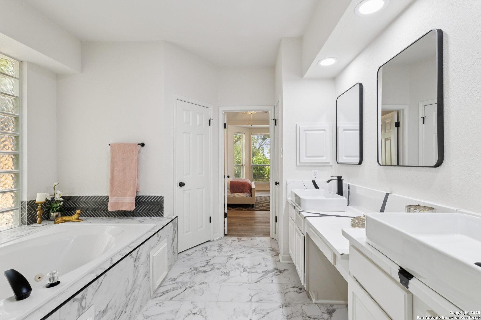 2023 Flint Oak San Antonio TX 78248