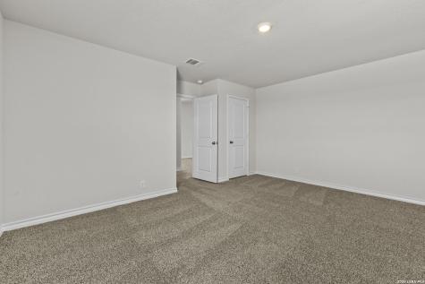 110 Tawny Owl San Antonio TX 78253