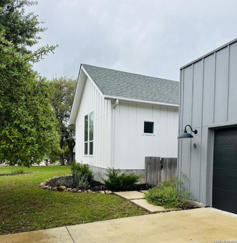5 Cripple Creek Court Wimberley TX 78676