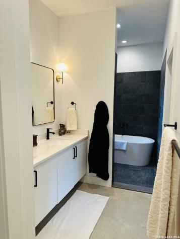 5 Cripple Creek Court Wimberley TX 78676
