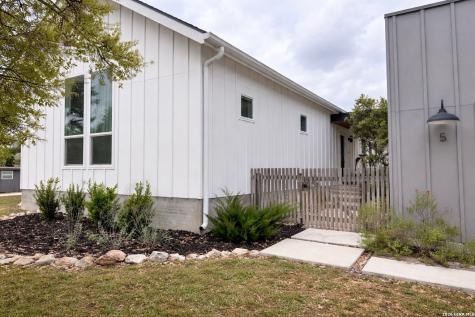 5 Cripple Creek Court Wimberley TX 78676