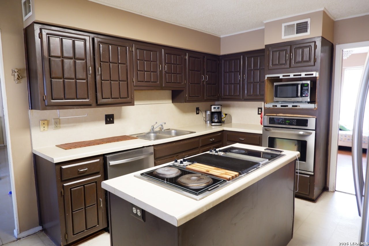 6847 Pembroke San Antonio TX 78240