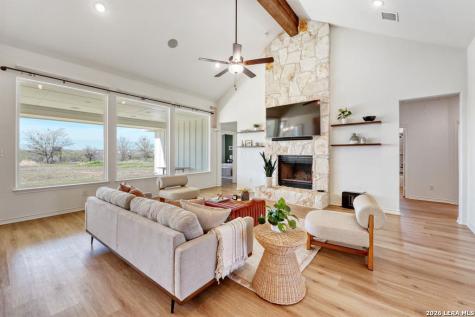 1642 Scull Road San Marcos TX 78666