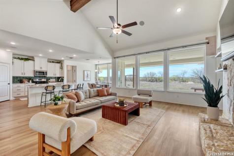 1642 Scull Road San Marcos TX 78666
