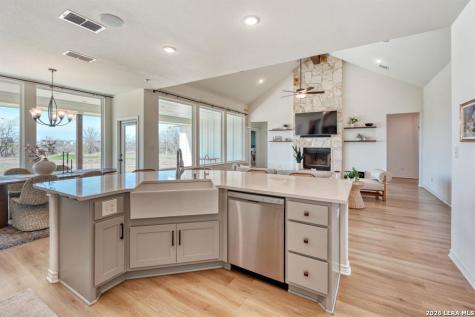 1642 Scull Road San Marcos TX 78666