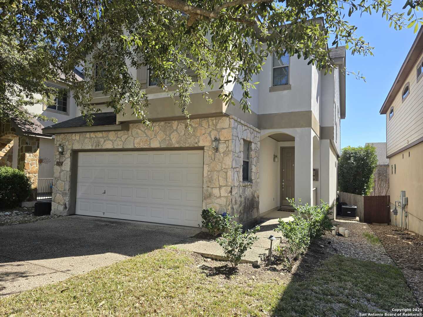 1242 Tweed Willow San Antonio TX 78258
