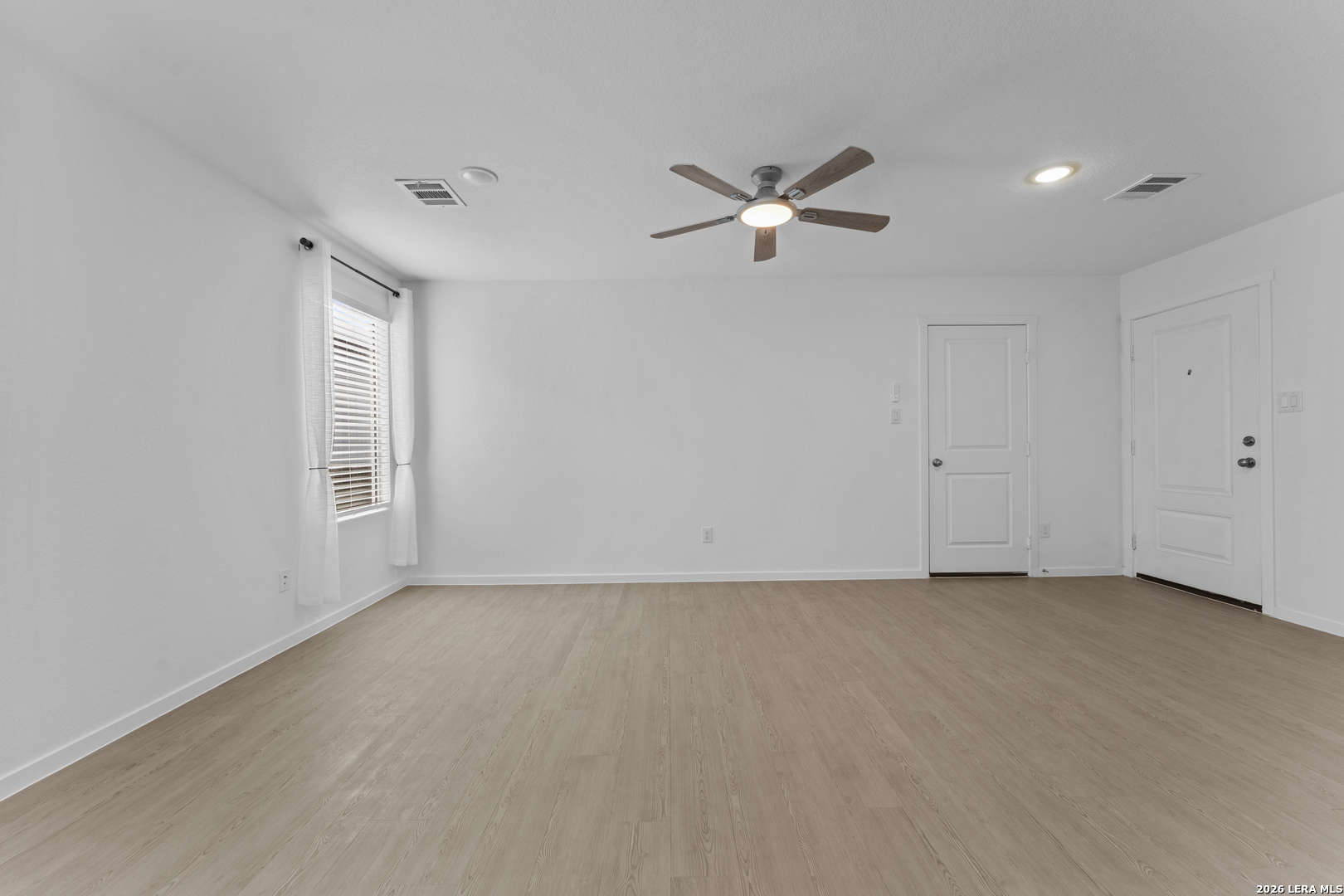 3754 Glade San Antonio TX 78245
