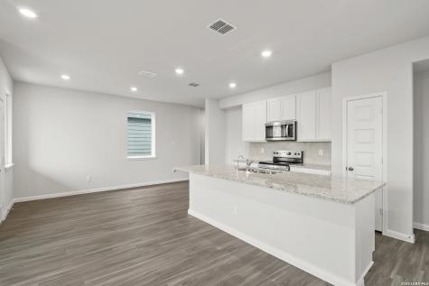 10123 Carnelian Cove San Antonio TX 78245