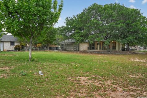 133 Private Road 4664 Castroville TX 78009