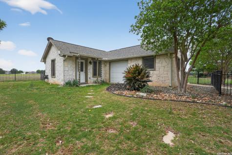 133 Private Road 4664 Castroville TX 78009