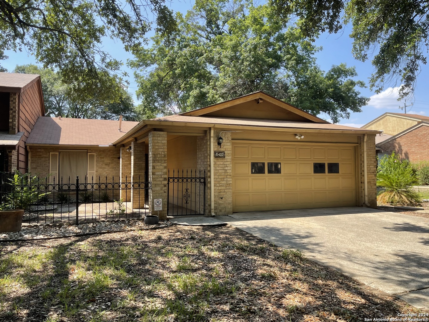 6407 Honey Hill San Antonio TX 78229