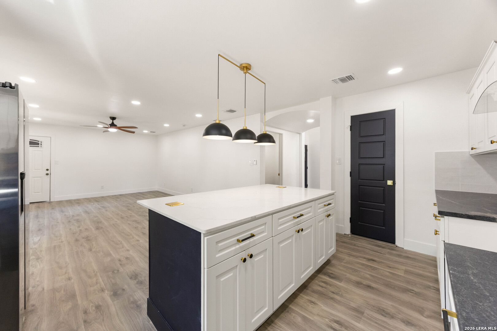 327 Rainbow Drive San Antonio TX 78209