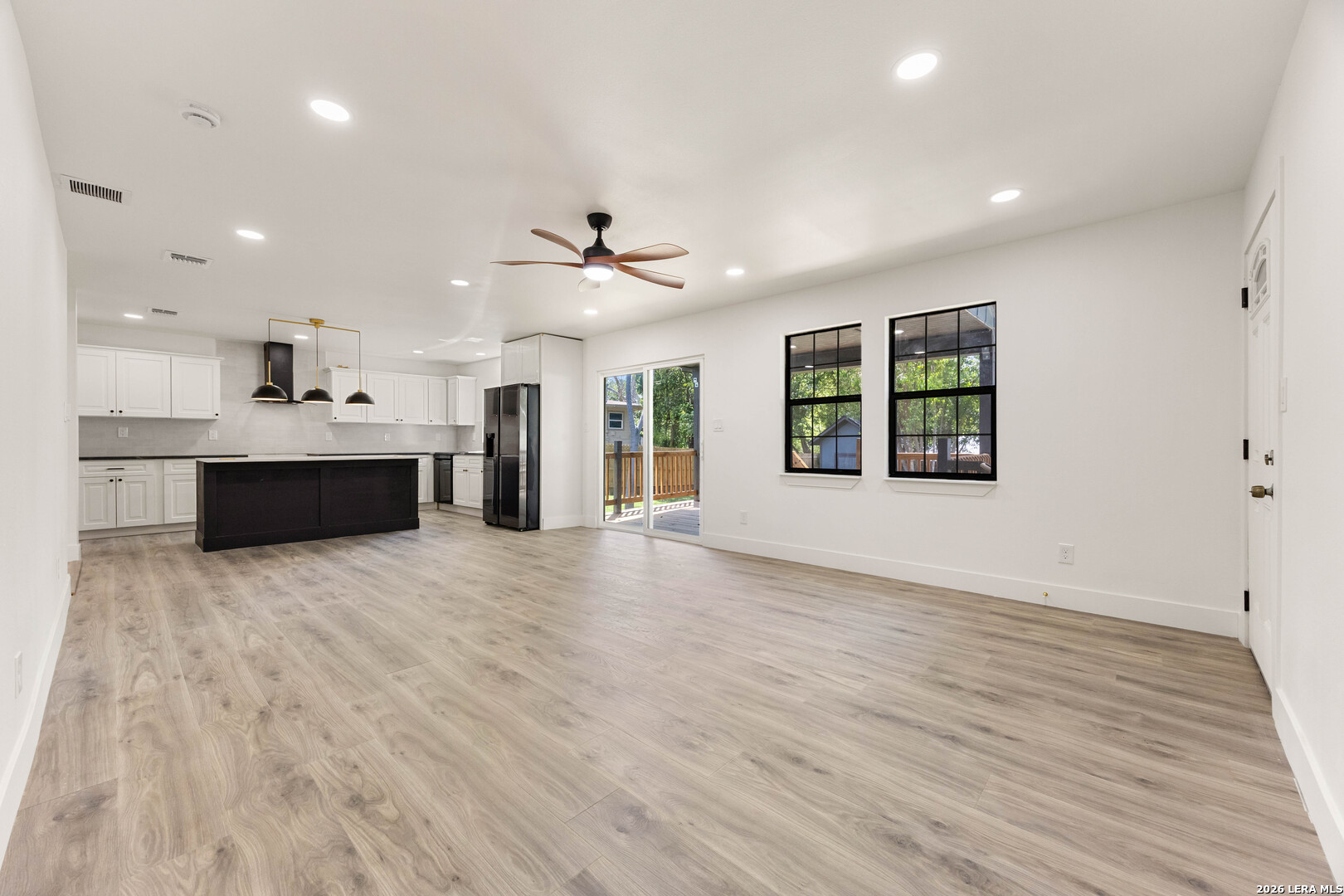 327 Rainbow Drive San Antonio TX 78209