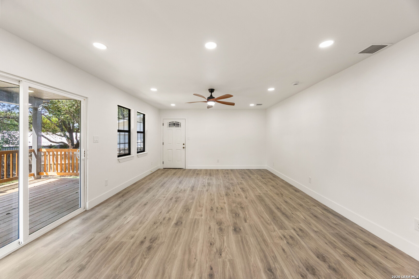327 Rainbow Drive San Antonio TX 78209