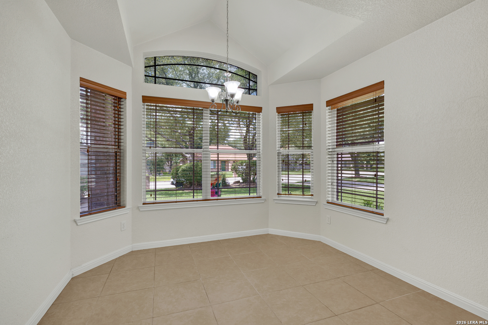 123 River Park Drive Luling TX 78648