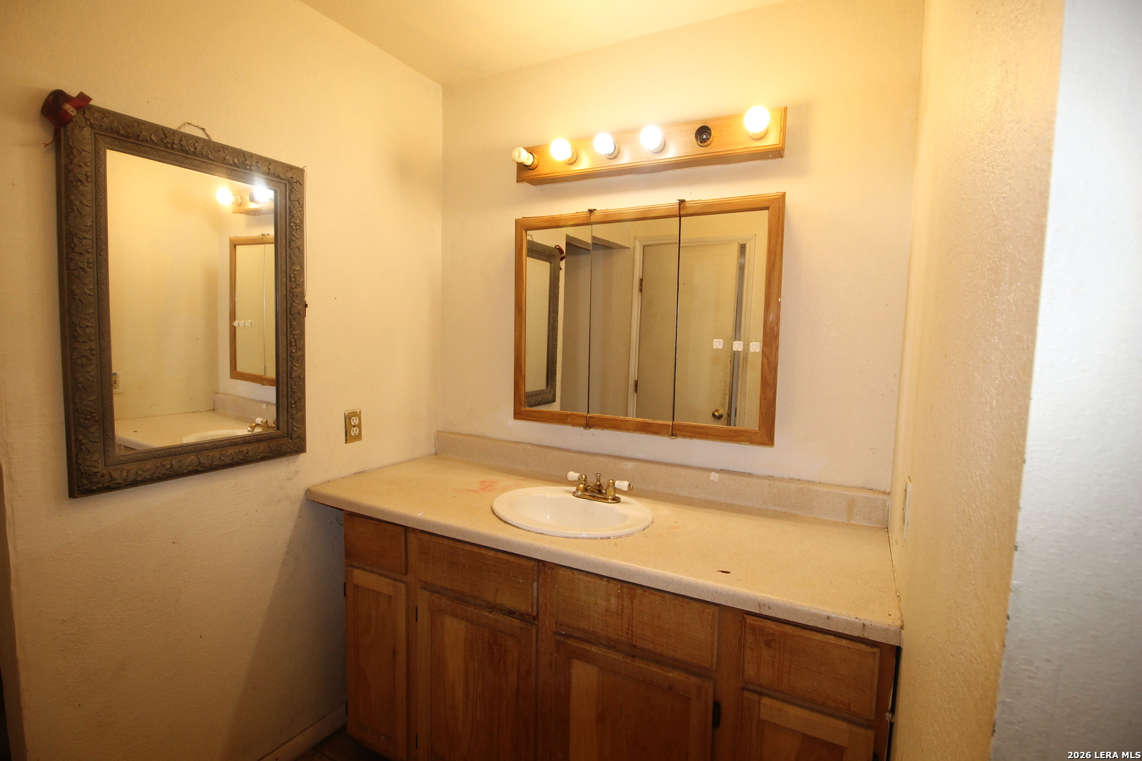 3507 Fairmeadows San Antonio TX 78211