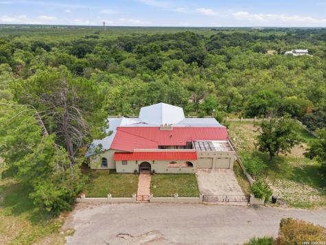 7 La Motte Street Brackettville TX 78832