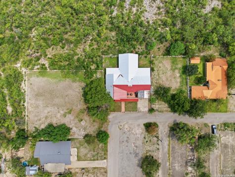 7 La Motte Street Brackettville TX 78832