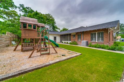 119 E Evergreen Street Boerne TX 78006